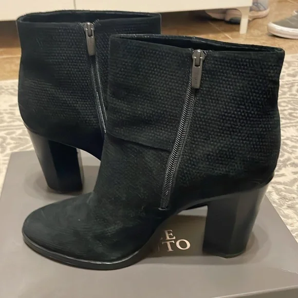Vince Camuto Black Booties - Picture 5 of 5